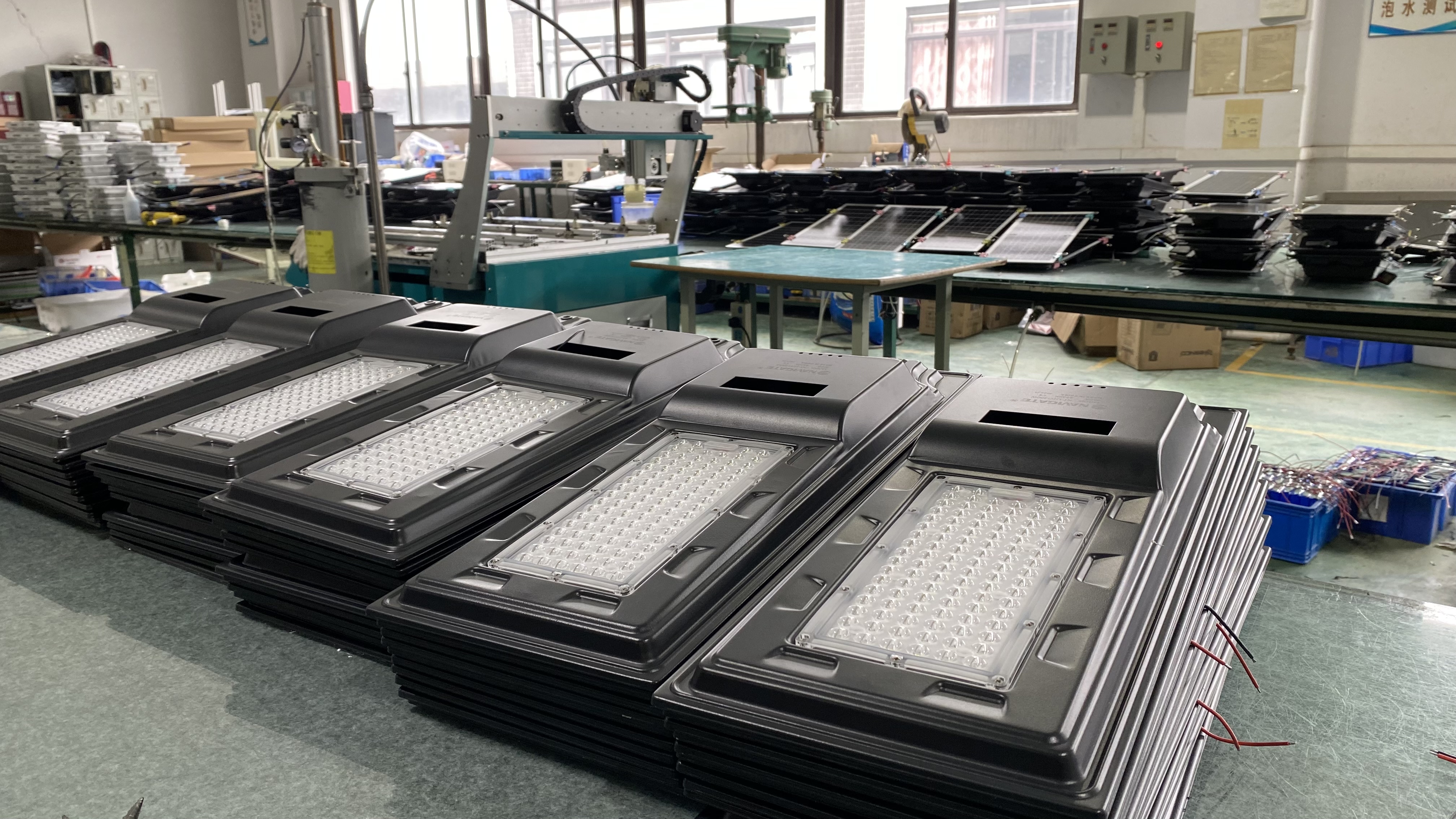 太陽能一體化路燈-方盒(圖7) 太陽能一體化路燈-方盒(圖7)